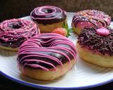 Foto langkah ke 4 dari resep Donat irit no telur no susu.