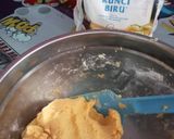 Foto langkah ke 3 dari resep Cookies Abon Regal.