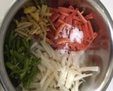 गाजर मूली का अचार (gajar mooli ka achar recipe in Hindi) रेसिपी चरण 2 फोटो