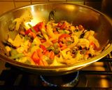 A picture of step 5 of Colorful semiya uppuma.
