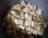 Foto langkah ke 1 dari resep Tumis Labu Tahu Jamur Enoki.
