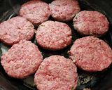 Foto del paso 3 de la receta: Hamburguesas al romero - a la sartén