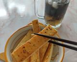 Foto langkah ke 5 dari resep Garlic Bread Crispy (Roti bawang).