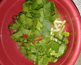 Foto langkah ke 2 dari resep Tumis sayur sawi hijau.