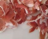Foto del paso 3 de la receta: Macarrones con habas y jamón ibérico al pesto de avellanas