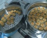 Foto langkah ke 5 dari resep Dimsum ayam udang wortel.