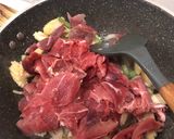 Foto langkah ke 2 dari resep Tumis Daging Sayuran.