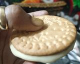 A picture of step 2 of Chocopie.