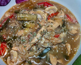Foto del paso 6 de la receta: Fideos teriyaki con pollo champiñones y vegetales