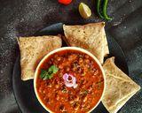 A picture of step 3 of Kala Chana Curry.
