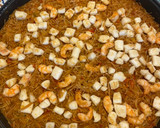 Foto del paso 6 de la receta: Fideuá de langostinos y pota