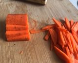 A picture of step 1 of Classic kinpira gobo (burdock).