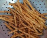 Foto langkah ke 3 dari resep Cheese stick empuk dan renyah (Eggless).