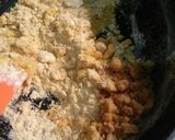 A picture of step 1 of Besan Ka Halwa💛.