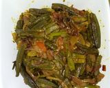 A picture of step 5 of Bhindi do pyaza.