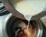 A picture of step 3 of Elaichi wali chai.