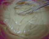 Foto langkah ke 5 dari resep Bolu Pisang No Mixer Irit Telur.