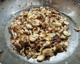 Foto del paso 4 de la receta: Raviolis de boletus y salsa 4 quesos