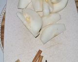 Foto langkah ke 1 dari resep Sup Buah Pear : Membantu Meredakan Batuk Pilek.