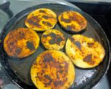 A picture of step 3 of Begun Bhaja / Paleta / Eggplant fry.