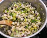 Une image de l'étape 15 de Soupe de légumes aux épices et bouillon de bœuf.