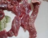A picture of step 1 of Beef Stroganoff.