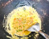 Foto langkah ke 7 dari resep Udang Goreng Telur Asin.