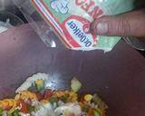 A picture of step 2 of Tri Colour Pasta Salad.