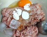 รูปขั้นตอนการทำที่ 2 ของ เกี๊ยวหมูน้ำ+ซุปซี่โครงหมู