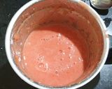 A picture of step 1 of Egg Shakshouka.