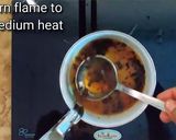 A picture of step 4 of Onion Chai.