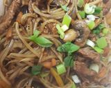 A picture of step 10 of Beef Stir fry with Beansprouts.