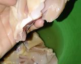 Foto langkah ke 1 dari resep Ayam tepung keriting.