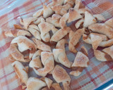 Foto del paso 2 de la receta: Mini medialunas con dulce de leche, ultra fácil! Con pascualina