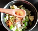A picture of step 3 of Moong sprouts salad.