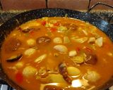 Foto del paso 13 de la receta: Albondigas con sepia,patatas y alcachofas