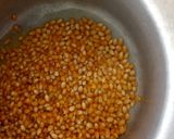 A picture of step 2 of Home made popcorn.
