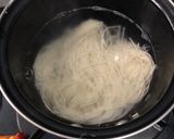 Foto langkah ke 1 dari resep Misoa goreng bumbu kare.