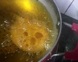A picture of step 5 of Mutter ki kachori.