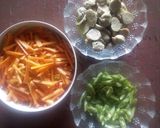 Foto langkah ke 2 dari resep Oseng sayuran bakso.