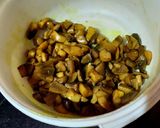 A picture of step 1 of Smoky Kadai Mushroom 🍄🍄.