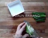 Foto langkah ke 3 dari resep Tumis Ayam Daun Bawang.