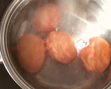 Foto del paso 1 de la receta: Huevos Mimosa rellenos de mejillones en escabeche