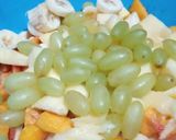 A picture of step 2 of Seasonal fruit chaat.