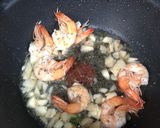 Foto langkah ke 3 dari resep Aglio Olio Shrimp 🍤.