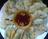 Foto langkah ke 7 dari resep Cireng isi Bumbu rujak.