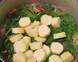 Foto langkah ke 3 dari resep Sayur Bening Bayam Oyong.