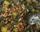A picture of step 3 of Aloo soya methi tadka sabzi.