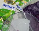 Foto langkah ke 2 dari resep Ice matcha ube.