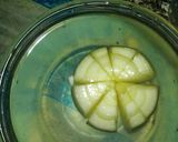 Foto langkah ke 2 dari resep Onion Flower and Ring.